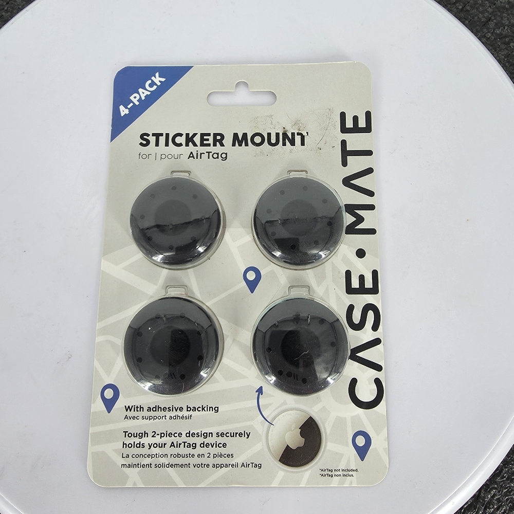 Case-Mate AirTag Sticker Mount 4-Pack Black Adhesive Cases NIP